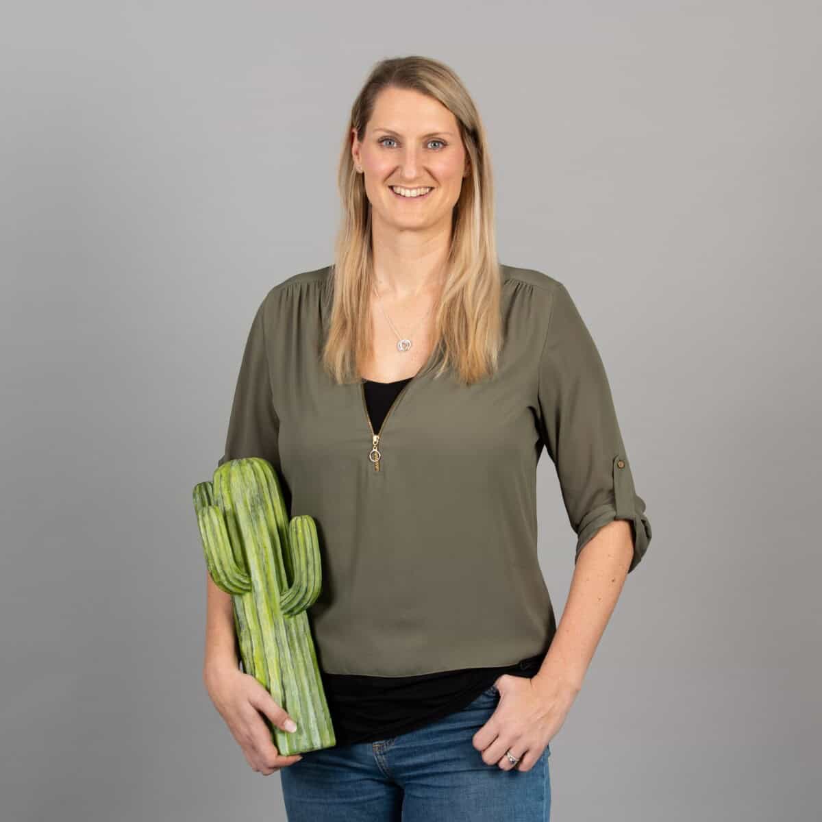 Corrie Bisset Headshot 2025